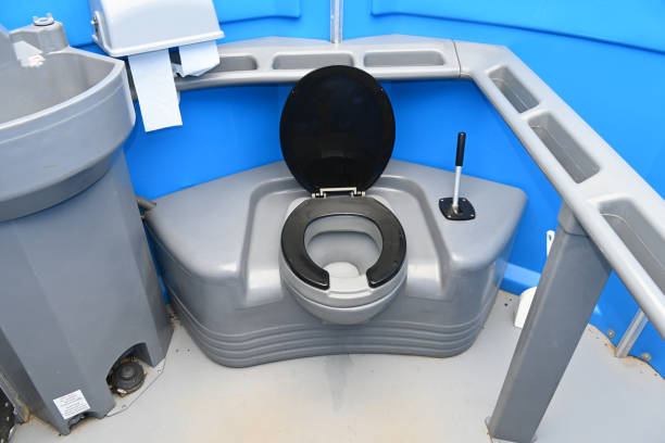 Portable Toilet Options We Offer in Newington Forest, VA